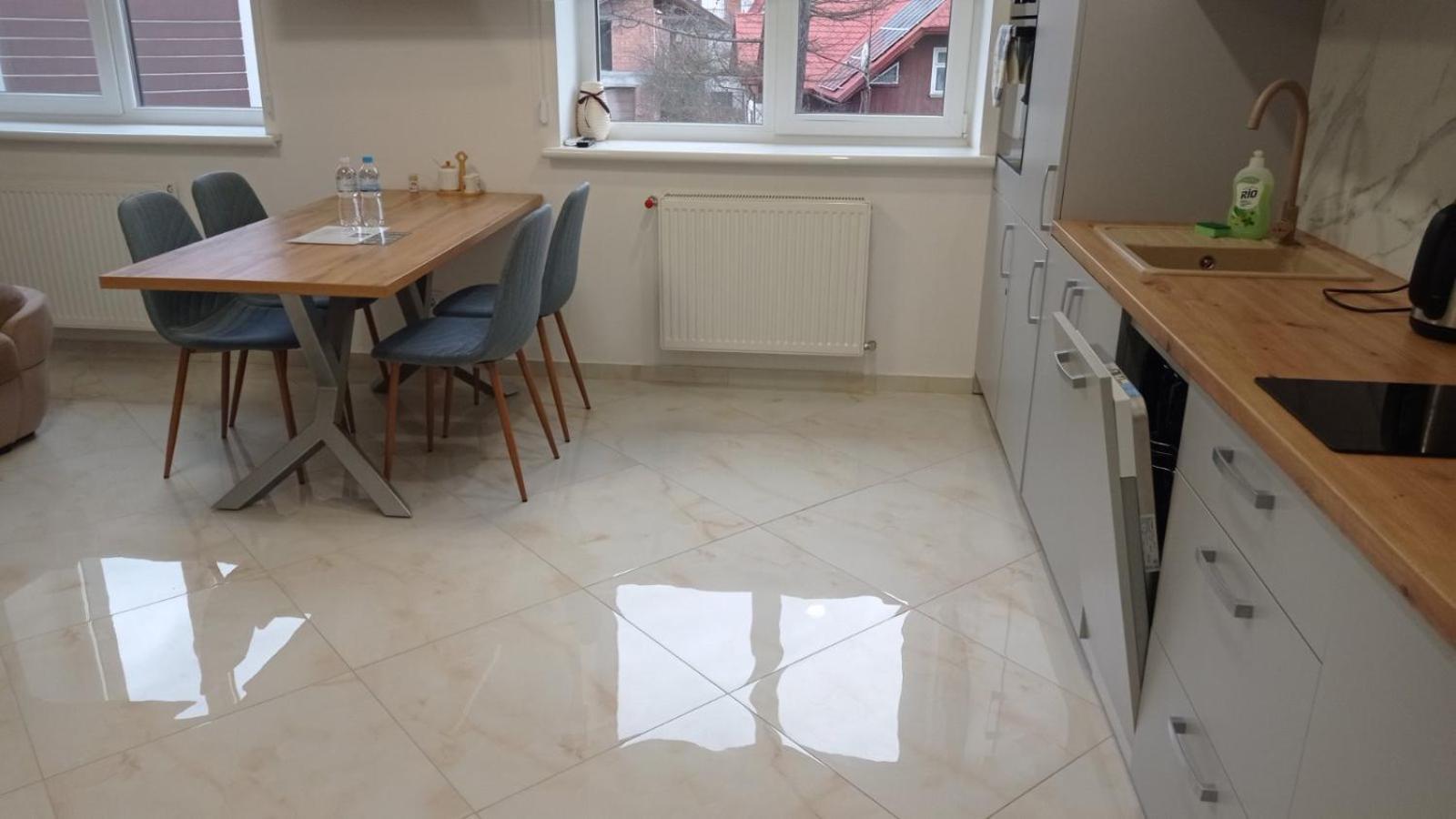 Apartplus Truskavets - Затишні Апартаменти المظهر الخارجي الصورة